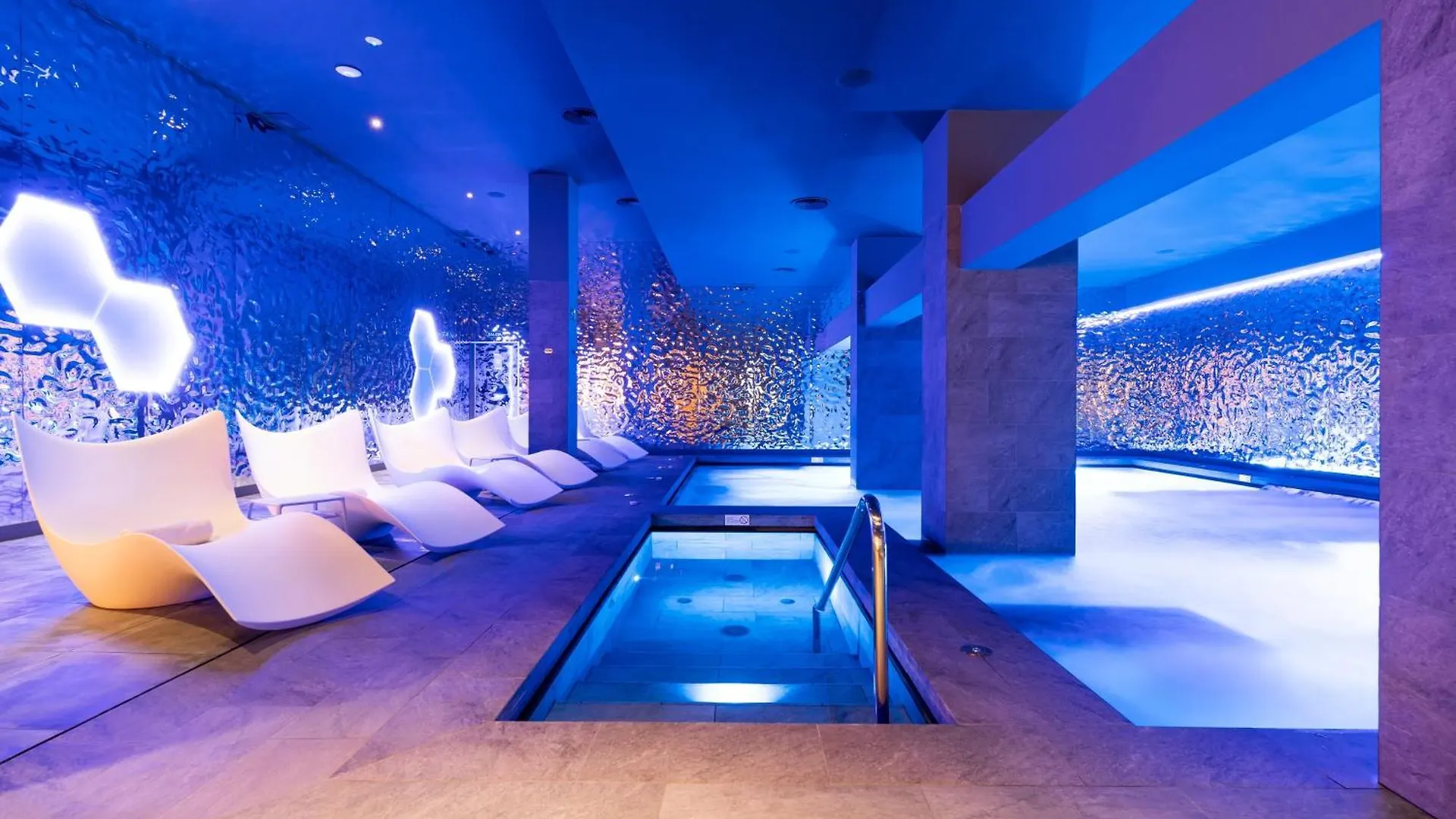 Hotel Hovima Costa Adeje - For Cool Adults